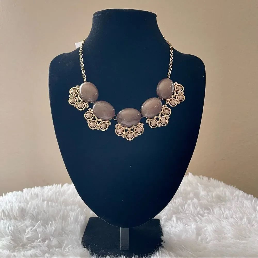 New York & Company Taupe Cabochon Statement Bib Necklace NWT